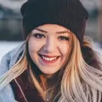 Andrea, Író Magazin